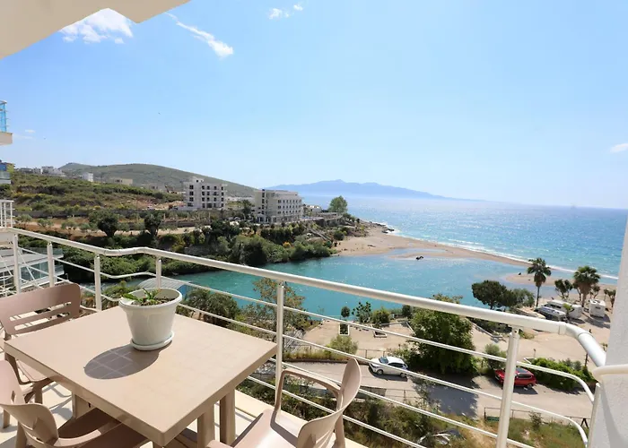 Blue Bay アパート Sarandë